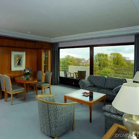 Maritim Bellevue 4* קיל