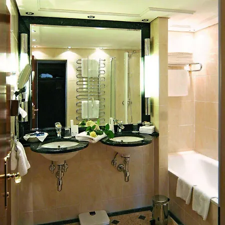 Maritim Bellevue Hotel 4*